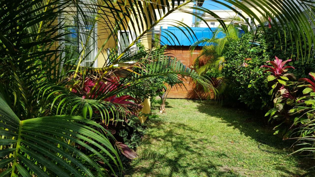 Villa Hibiscus Blue Bay Exterior foto